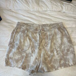 Old Navy Beige Tie-Dye Shorts